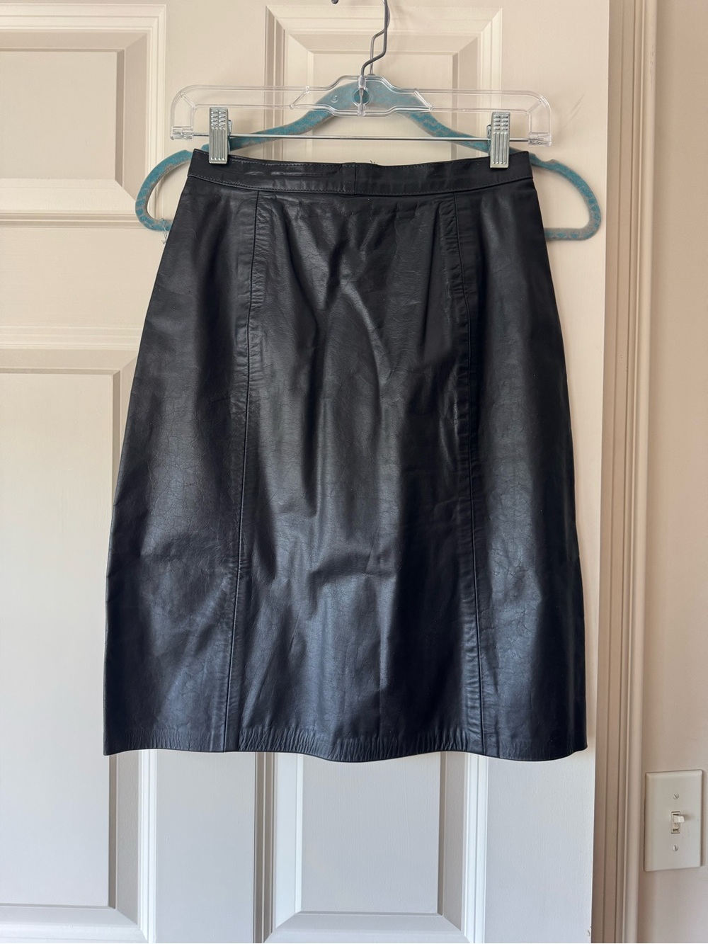 Vintage Black Genuine Leather Pencil Skirt